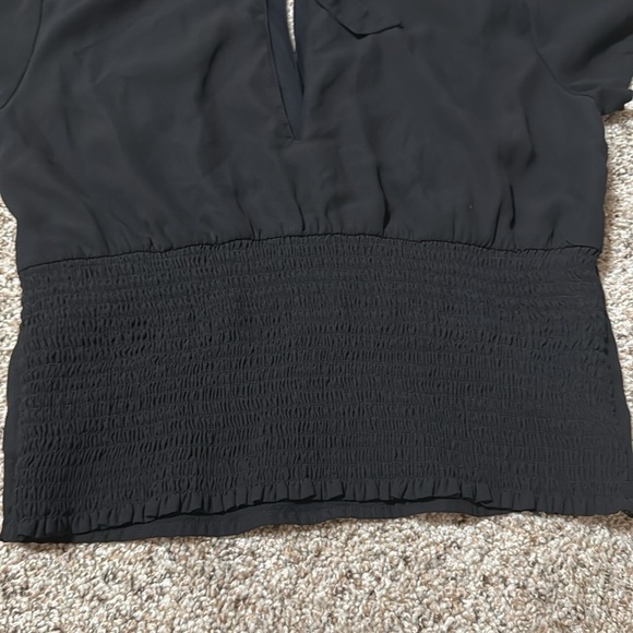 Abercrombie & Fitch Black Short Sleeve Cut Out Back Tie Blouse - Picture 6 of 8